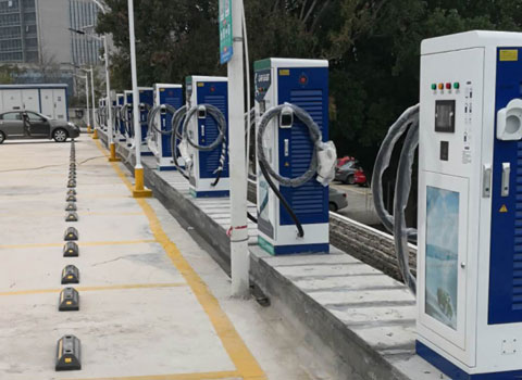 厦门高林万达充电站案例-120KW双枪直流充电桩-60KW单枪直流充电桩